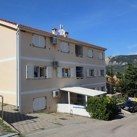 Apartments With A Parking Space Baska, Krk - 18794 Экстерьер фото